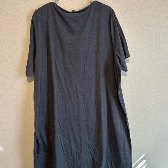 Women’s Blue Instant Message Plus Size Summer Dress. Size 3X. With Bee Design - Picture 4 of 4